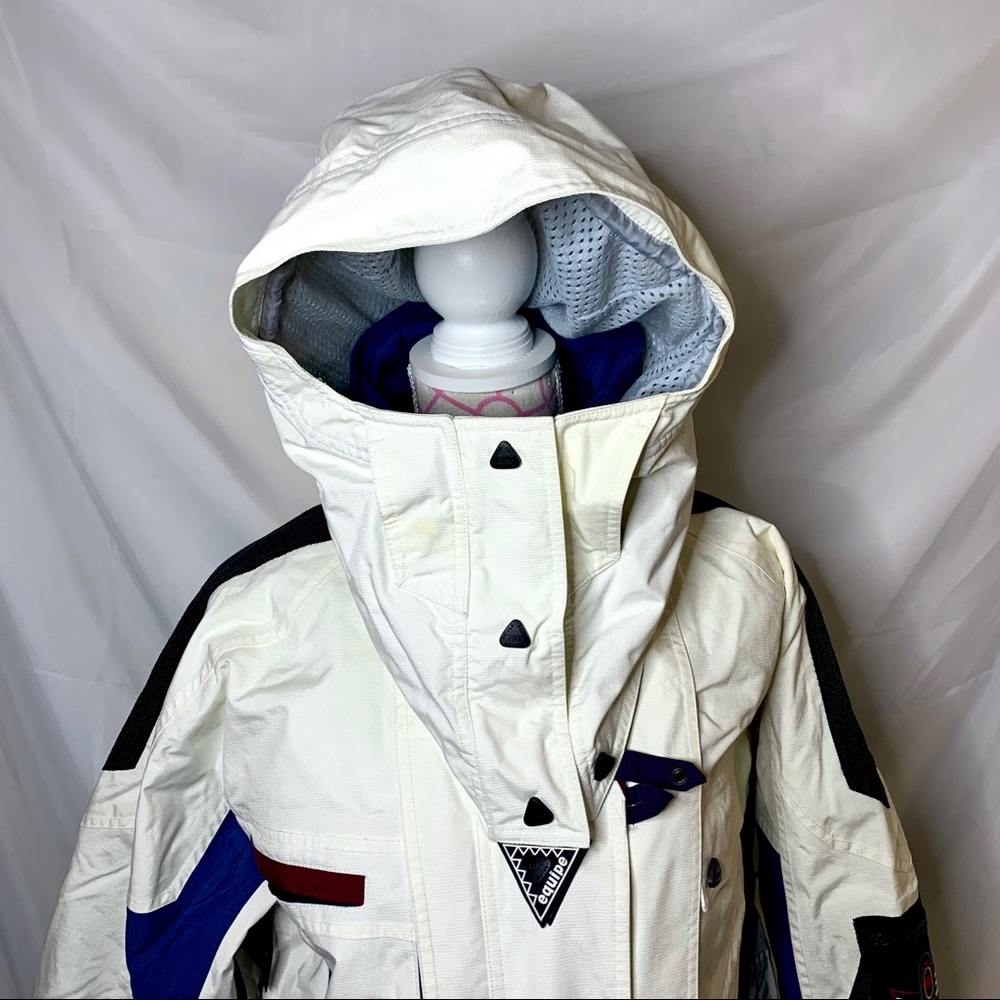 Helly Hansen White Winter Skiing Jacket Size Med - image 2
